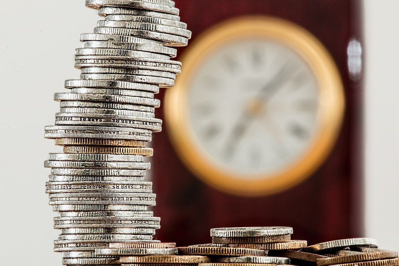 Quanto investir em previdência privada para ter uma aposentadoria de R$ 8.000 por mês?