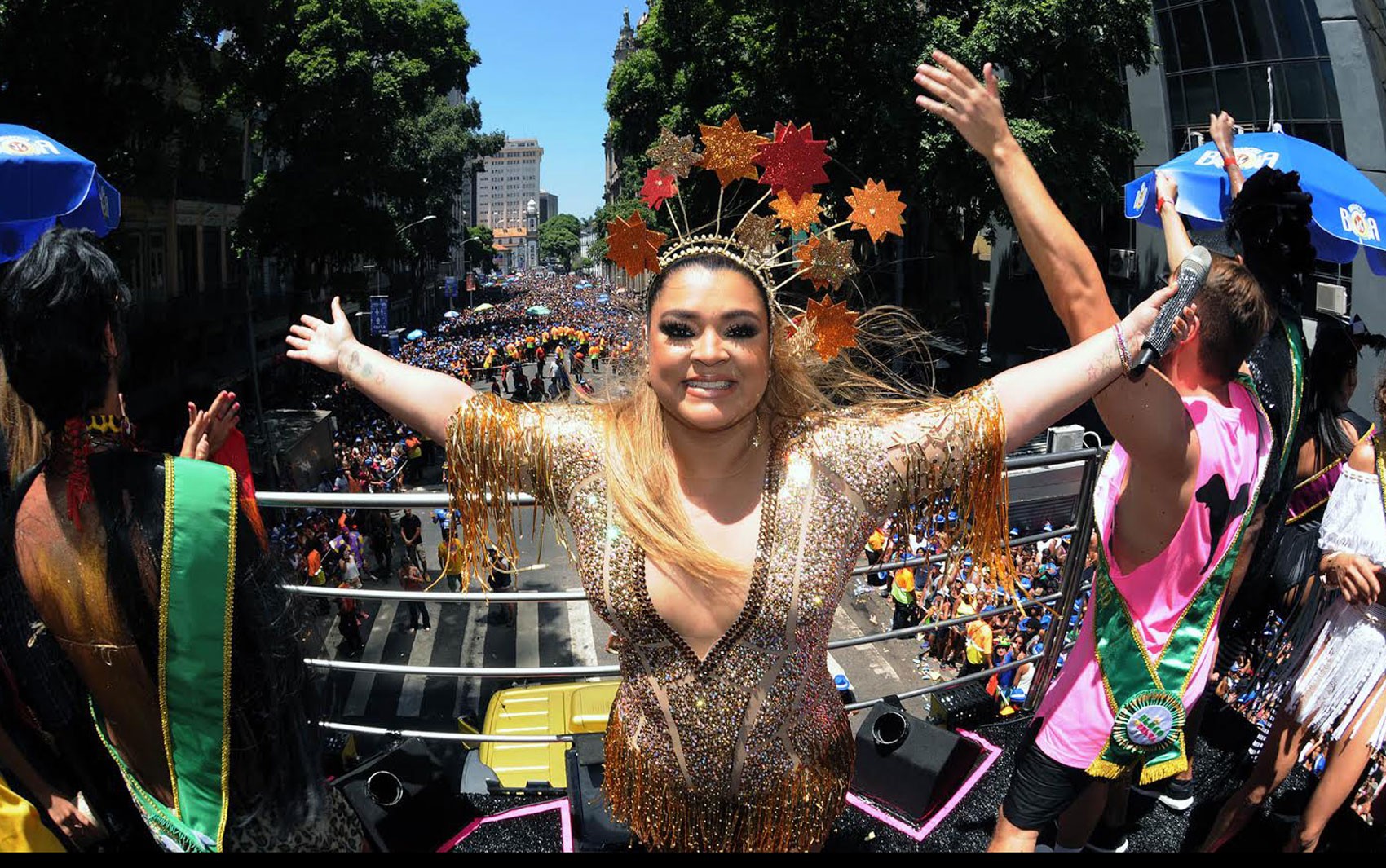 Preta Gil e o carnaval do Rio: cantora criou megabloco e foi rainha de bateria da Mangueira
