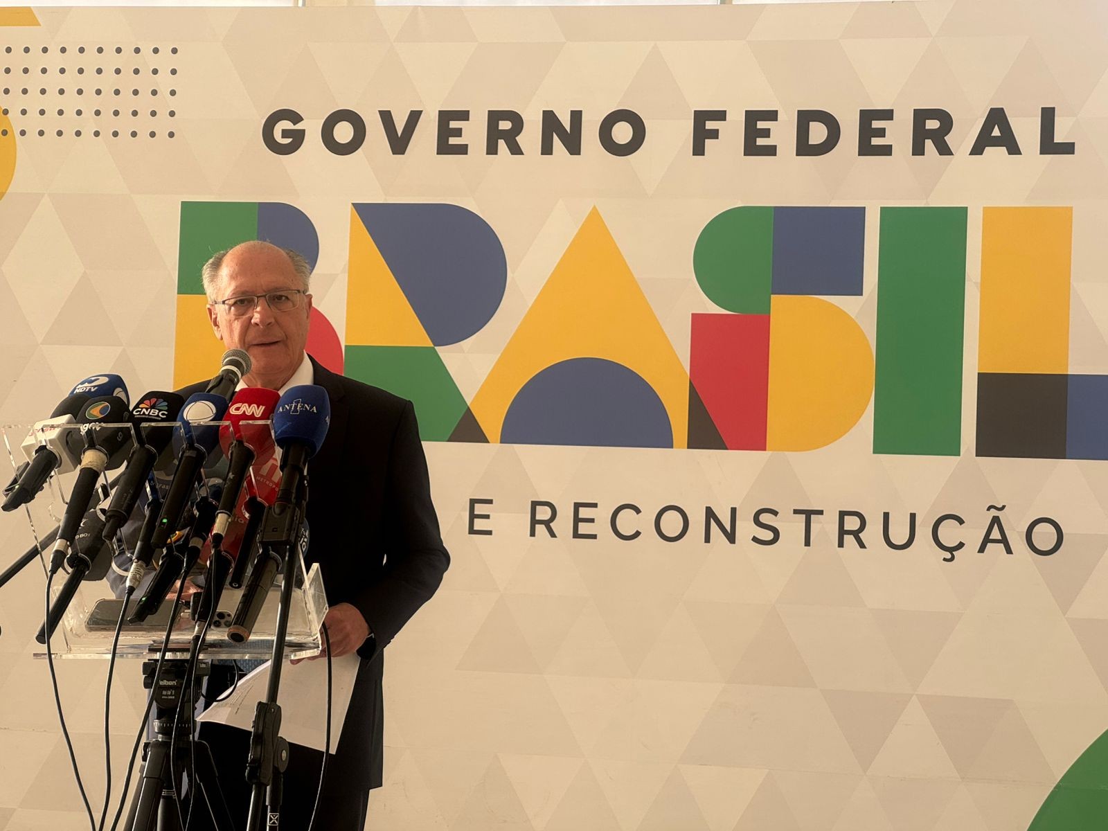 Alckmin discute com big techs regulação e investigação de Trump e diz que Brasil conversa com EUA de 'forma reservada'