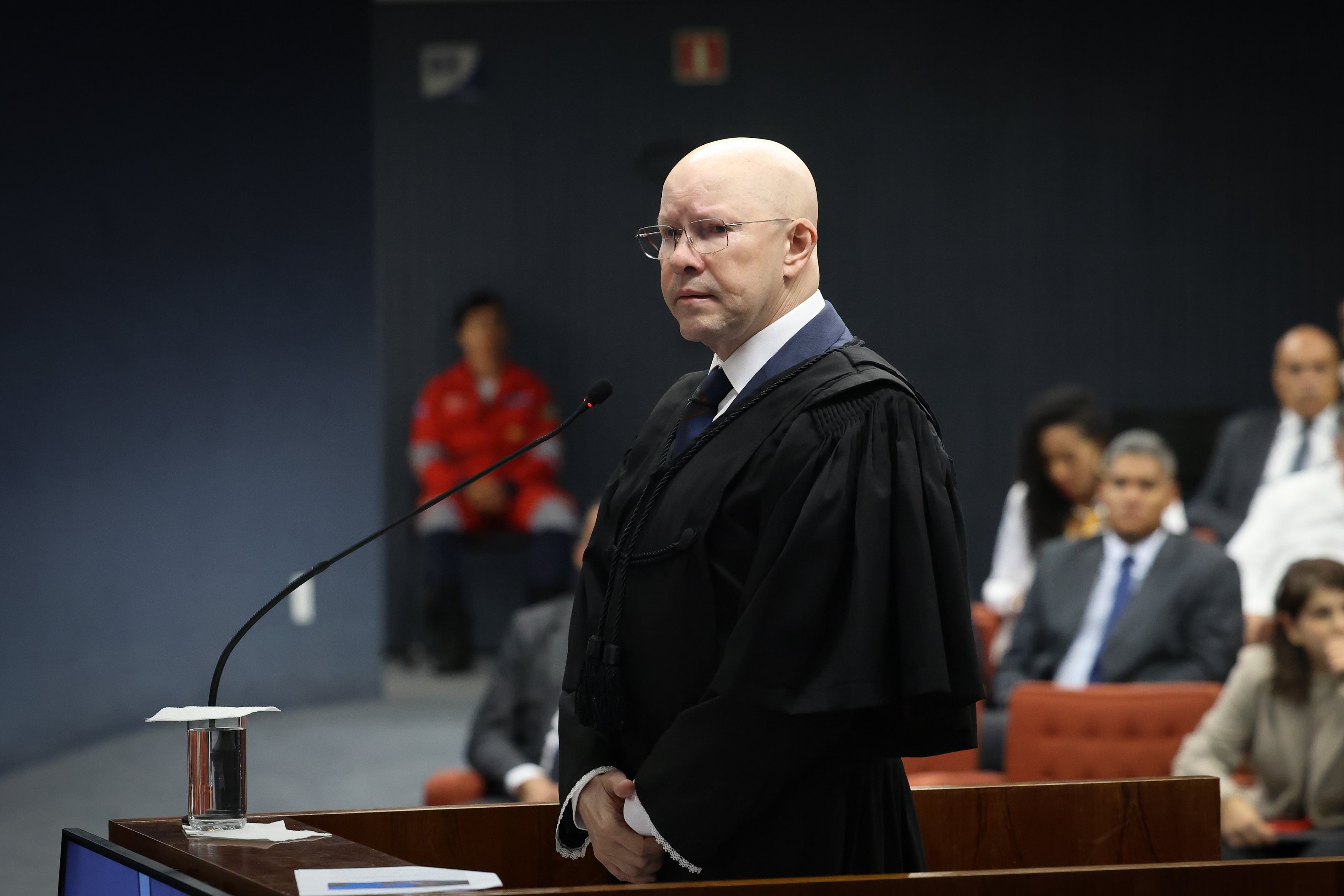 Defesa de Almir Garnier pede rescisão da delação premiada de Cid e critica denúncia da PGR