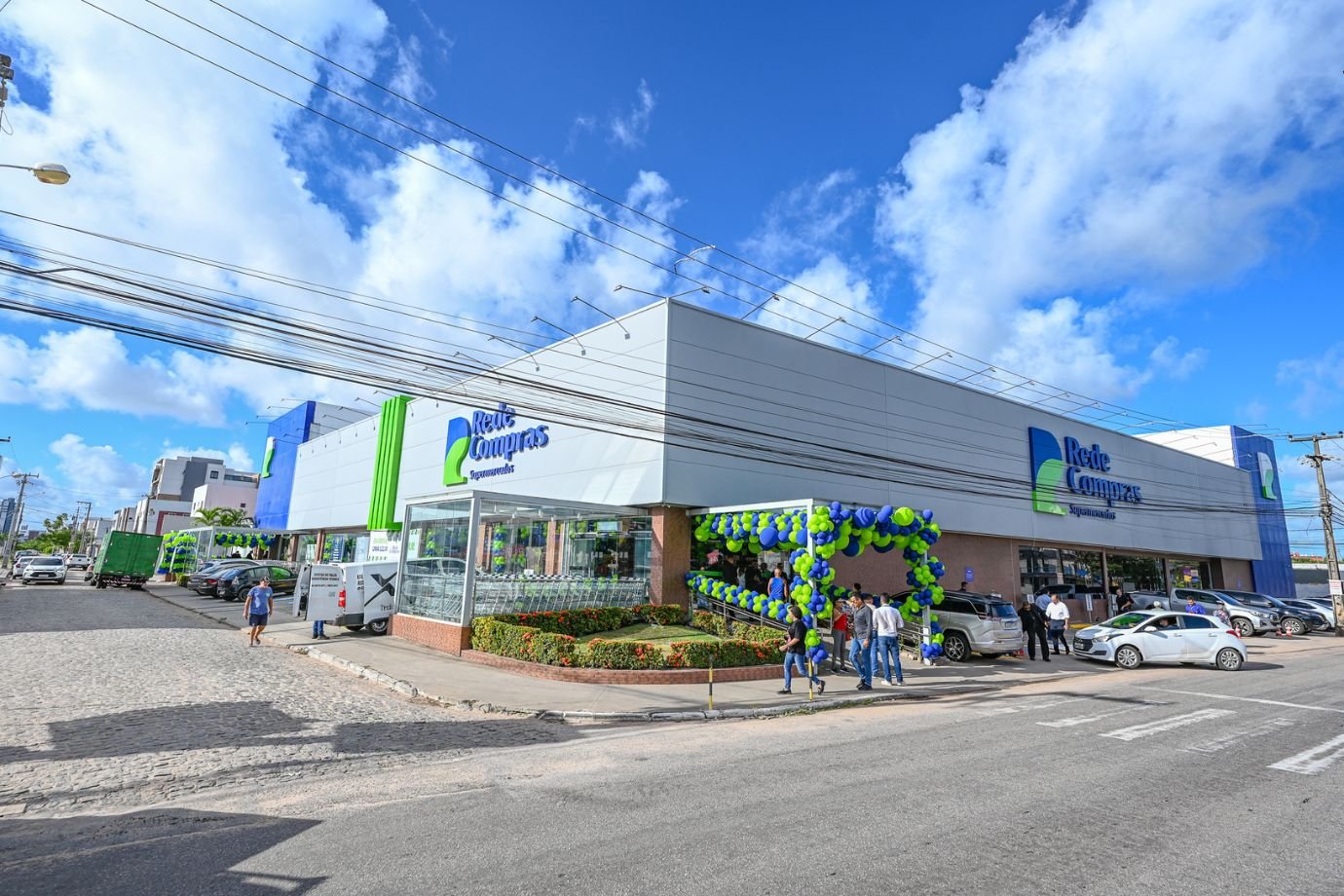 Grupo RedeCompras prova que é possível crescer mantendo o DNA regional