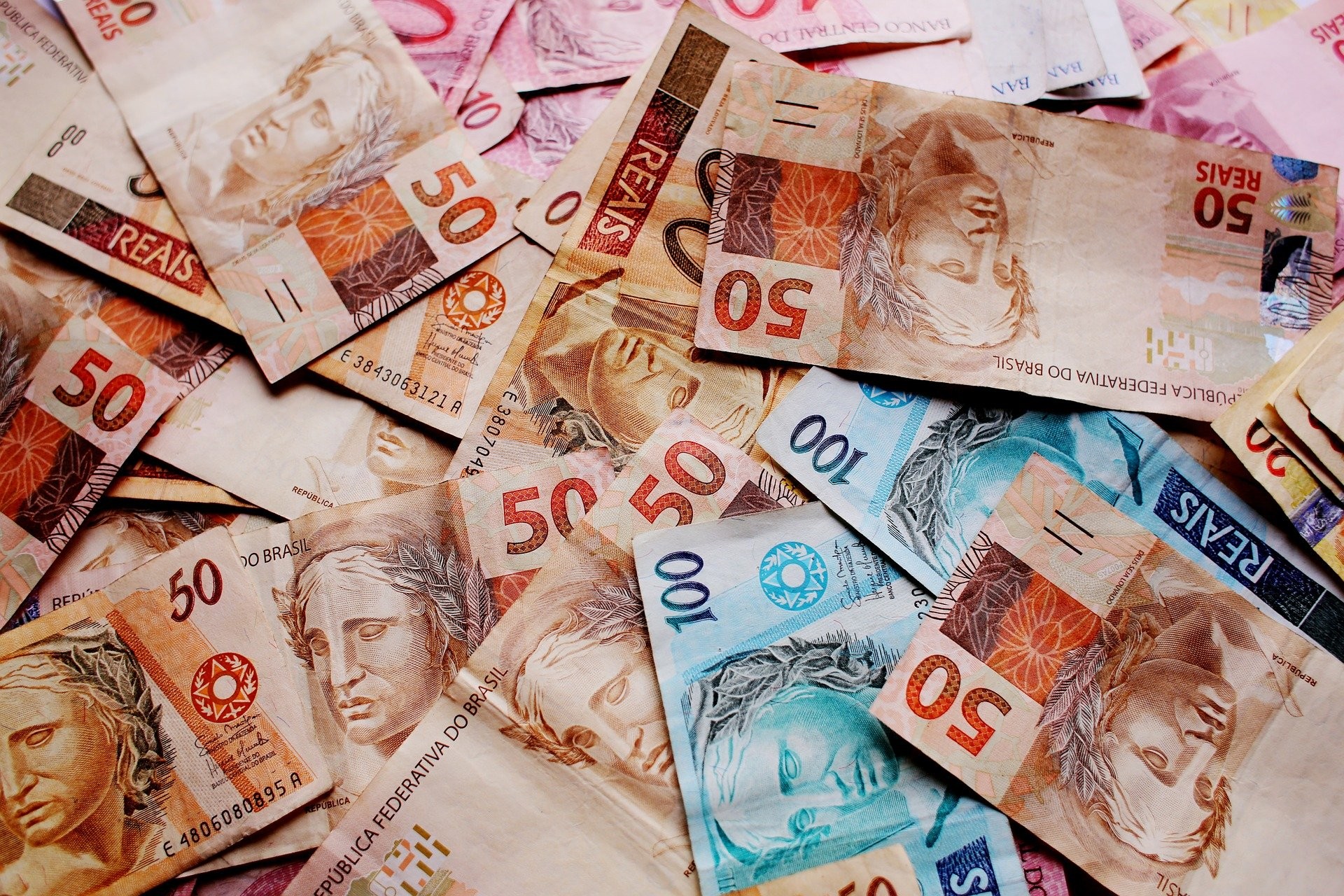 Isenção do IR: quanto posso ganhar a mais? Já vale para 2026? Veja perguntas e respostas