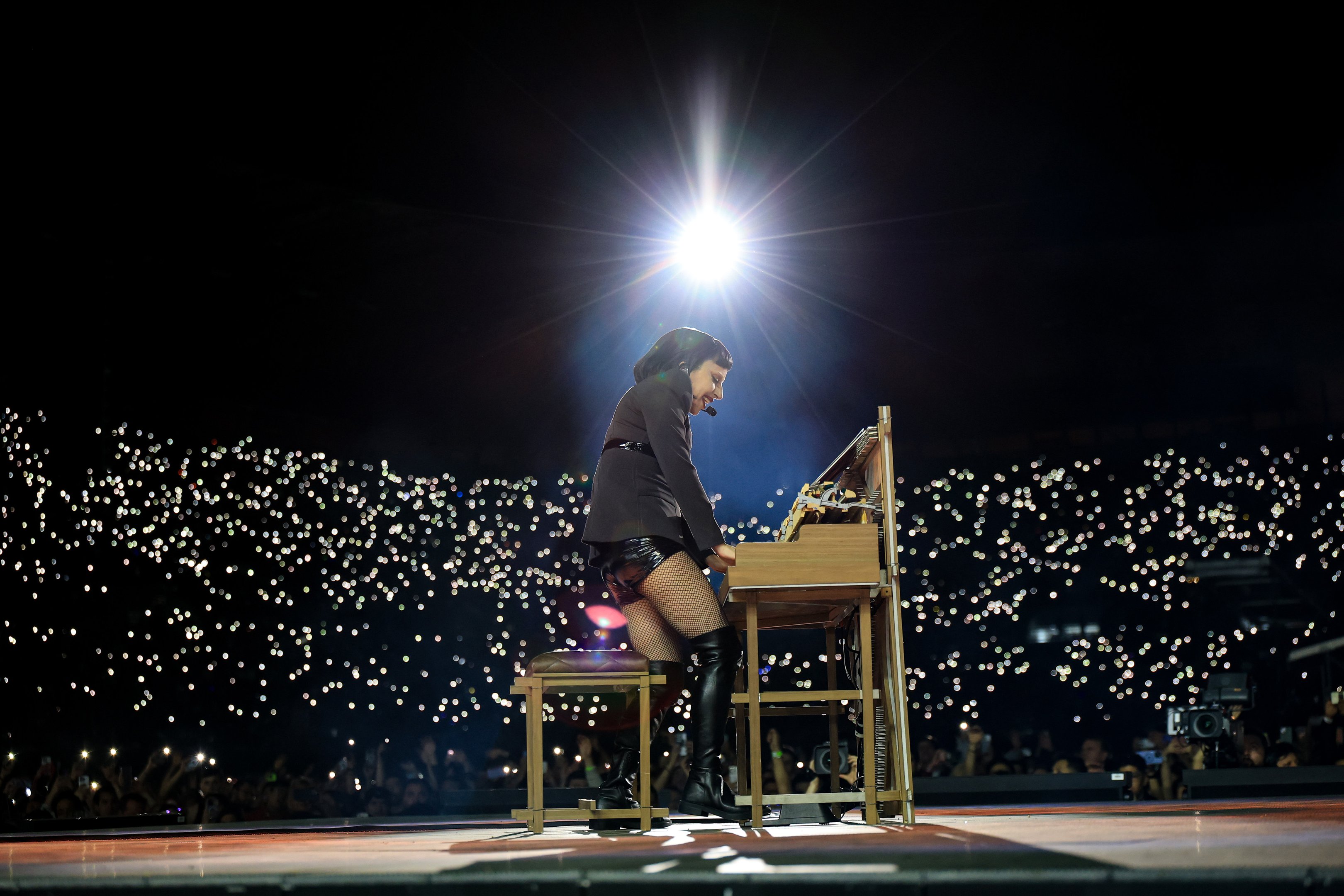 Rio espera 1,6 milhão de pessoas em show de Lady Gaga em Copacabana